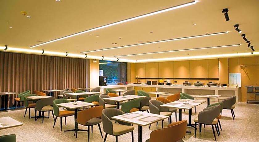 GreenTree Inn Liaocheng Chiping East Huixin Road Business Hotel