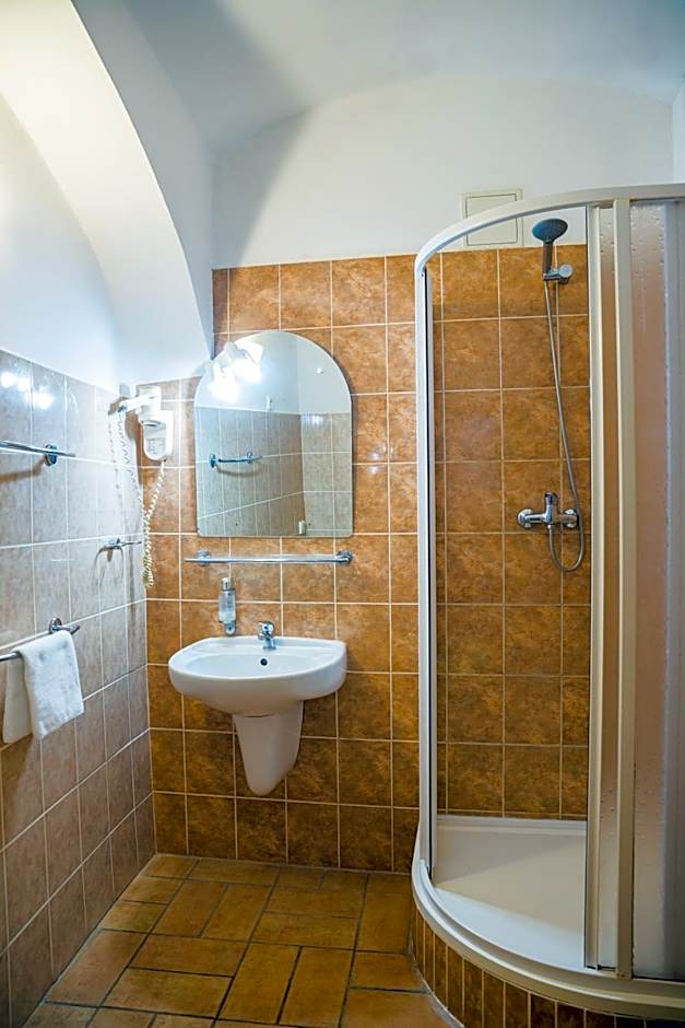 Hostel Little Quarter