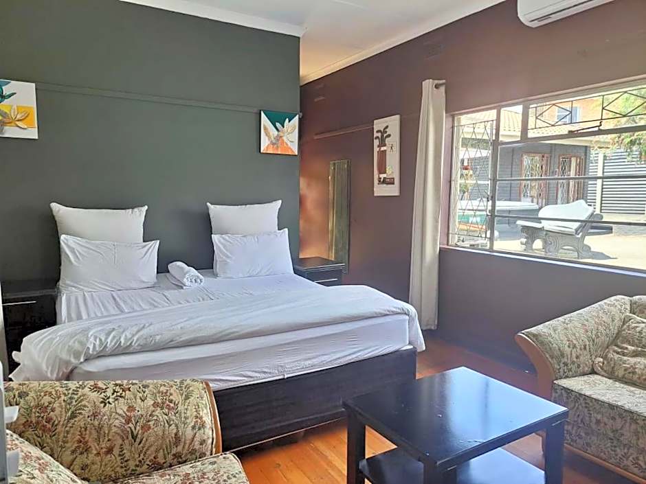 Mino Guest House