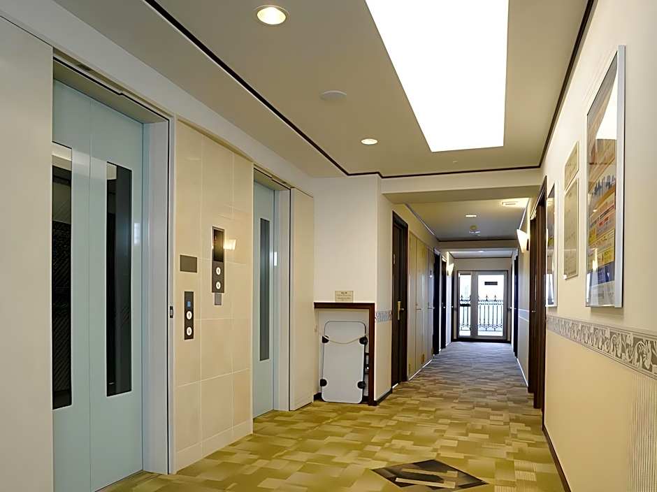 Toyoko Inn Kyoto Gojo-Karasuma