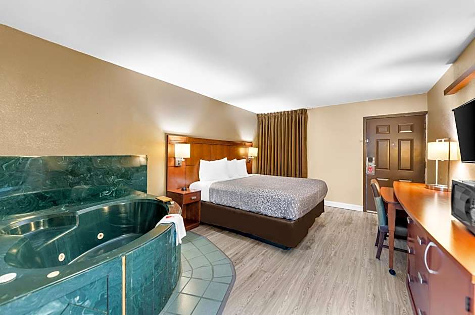 Econo Lodge Texarkana I-30