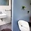 PLANT BASED b&b central Bruges