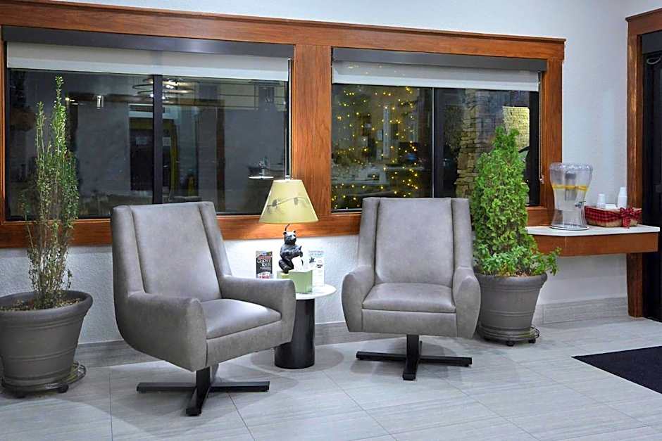 Brookstone Lodge near Biltmore Village, an Ascend Collection Hotel