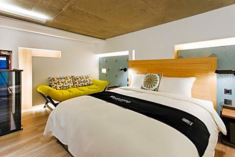 Luxury Family Suite
