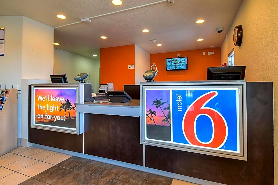 Motel 6-Stanton, CA
