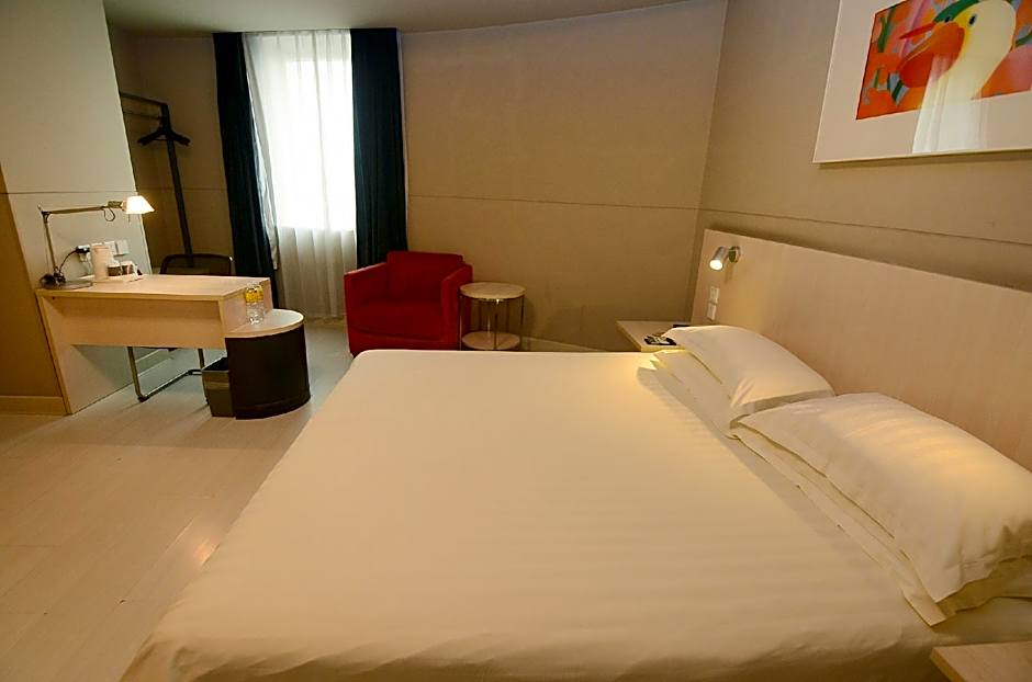 Jinjiang Inn Hefei Lujiang Road SanXiaokou Metro Station