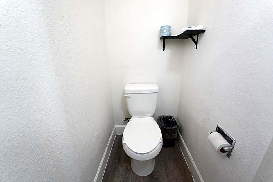 Rim Country Inn - Self Serve Hotel -