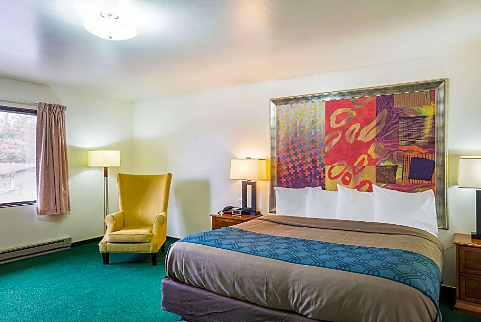 Econo Lodge Waupaca