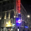 Le Petit Hotel