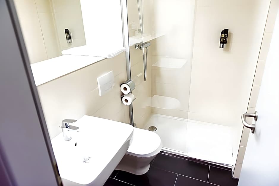 Serways Hotel Weisskirchen Nord