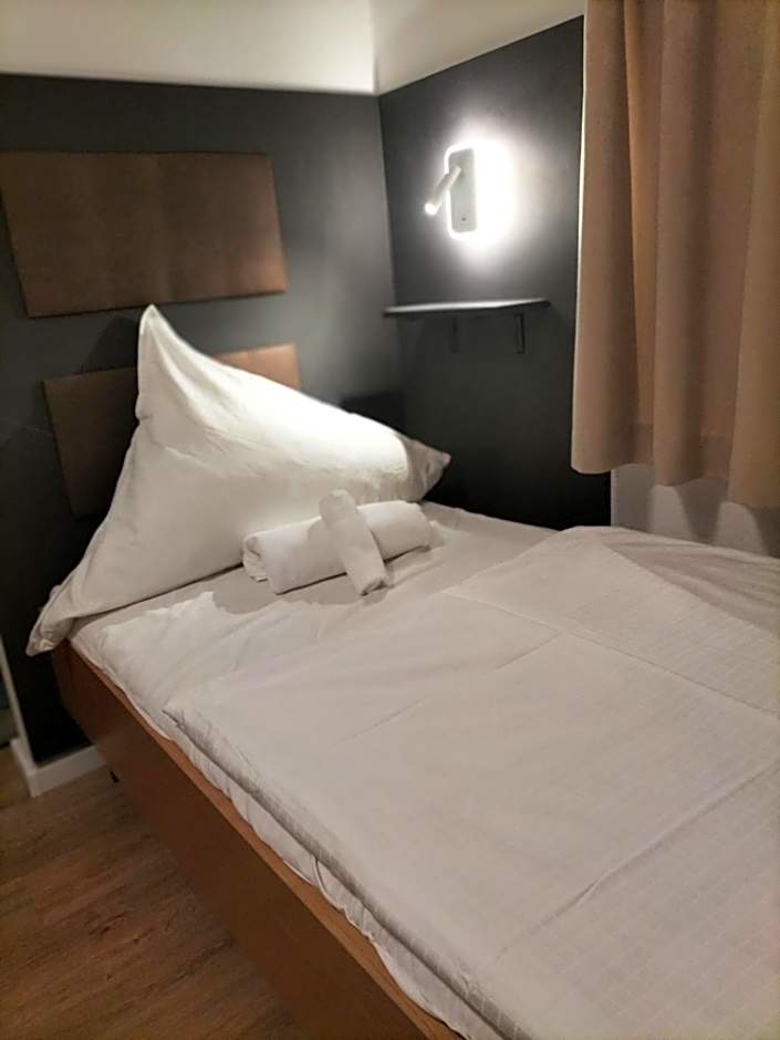 Niehler Hotel
