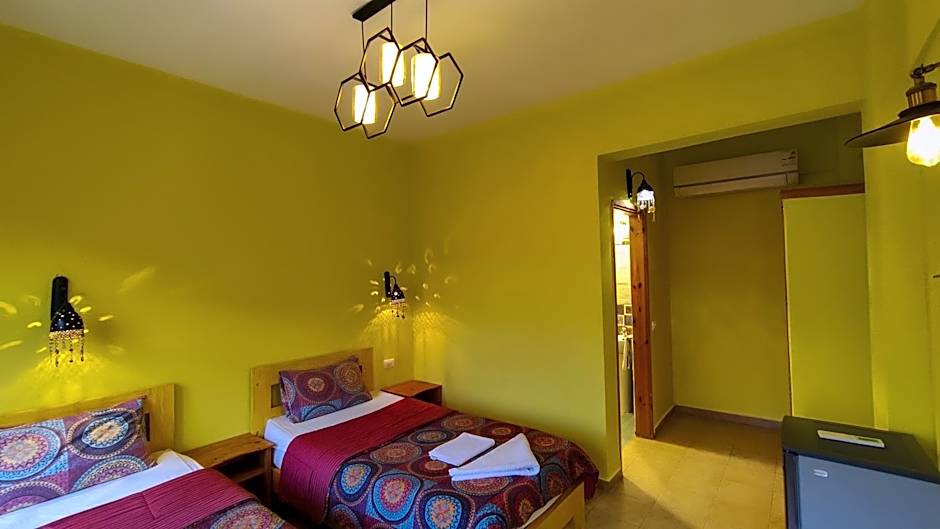 Shams Hotel & Dive Centre