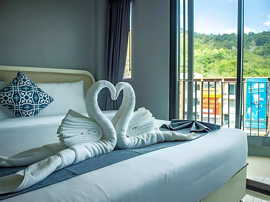 The Moon Night Ao Nang Hotel