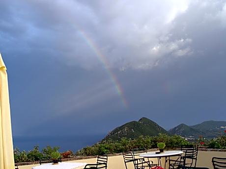 Double or Twin Room with Sea View