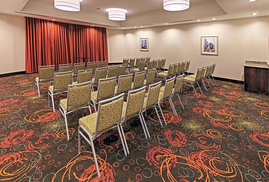 La Quinta Inn & Suites by Wyndham Houston Willowbrook