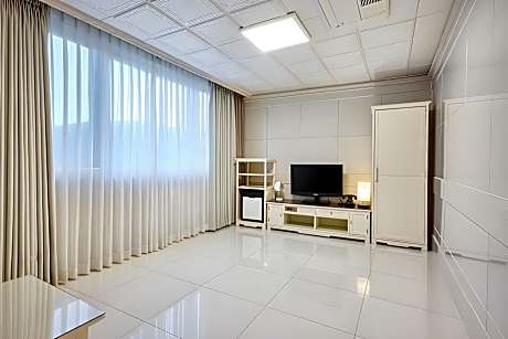 Park Ondol - Bed Request Not Available