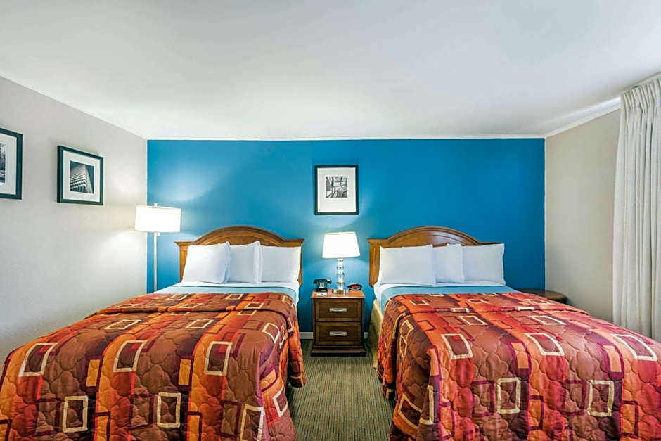 Travelodge by Wyndham Aberdeen