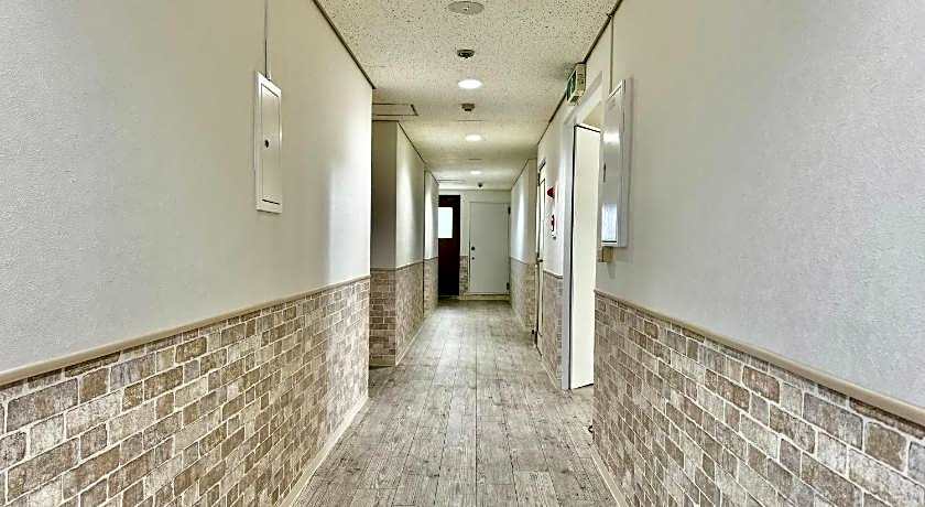 Hotel Ishigaki and Chikonkiya