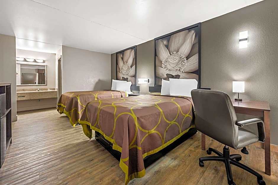 Super 8 by Wyndham Garysburg/Roanoke Rapids