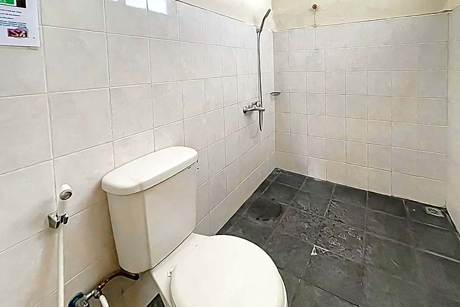 Hotel Shanty Mitra RedDoorz