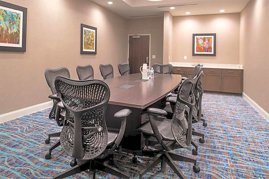 Hampton Inn By Hilton Benson