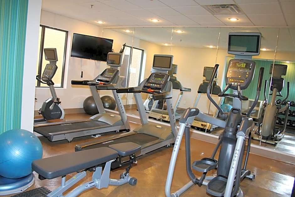 Holiday Inn Express & Suites Douglas By IHG