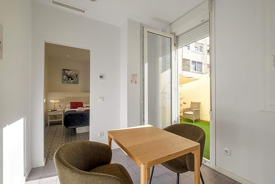 Gorgeous Apt with a Large Private Terrace