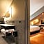 Van der Valk TheaterHotel De Oranjerie