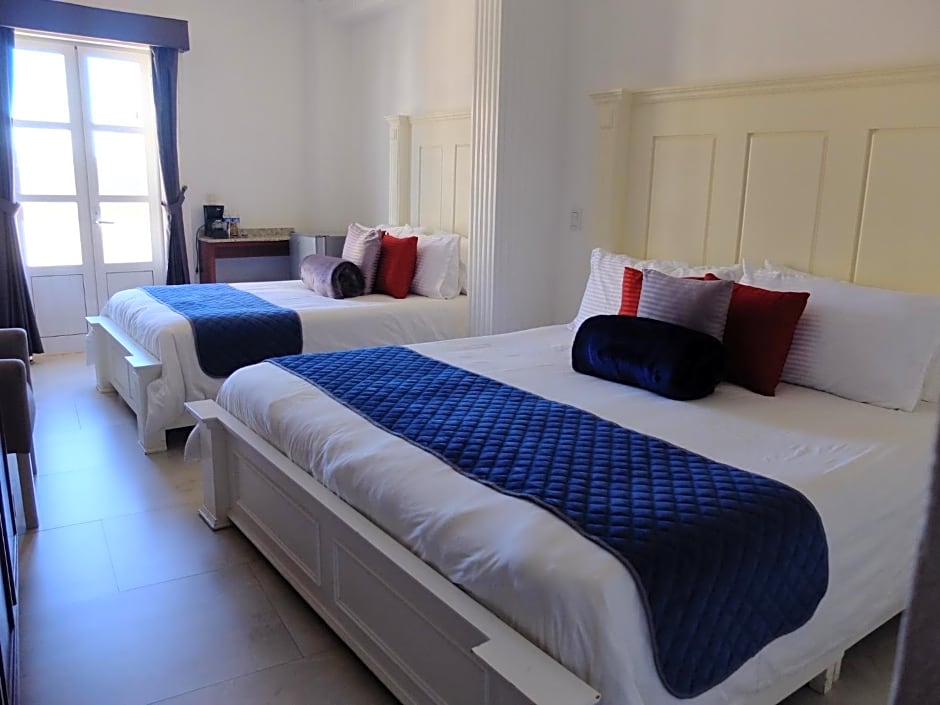 HOTEL ESTANCIA REAL