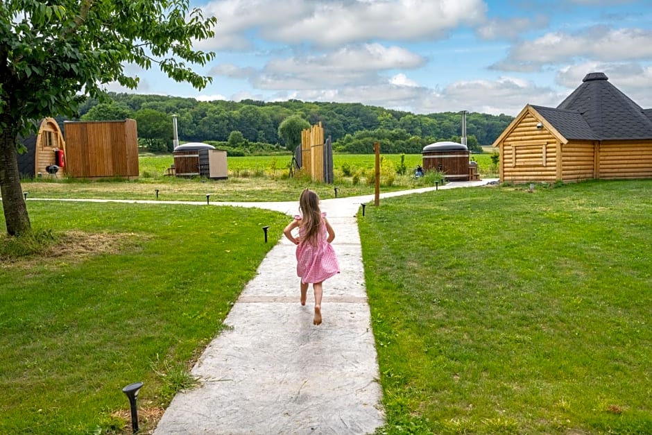 Logements insolites à la ferme - Yourte, Kota ou Pod