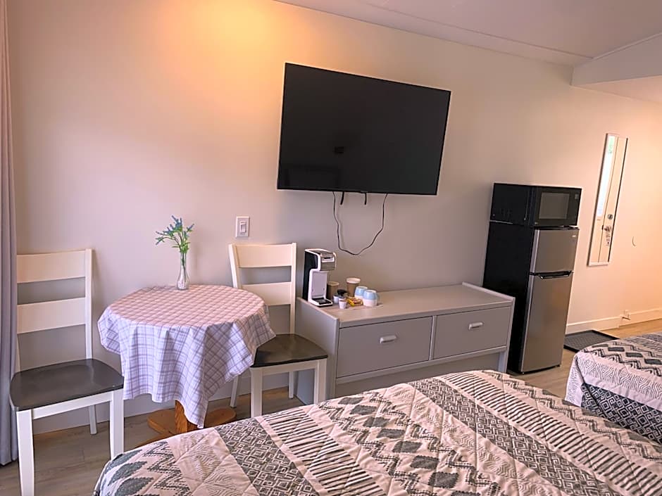 Destination Inn Cache Creek