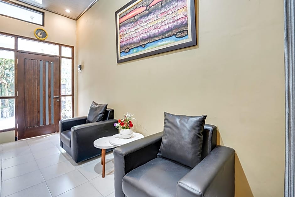 Hotel O Rumah Kost Gresik Syariah