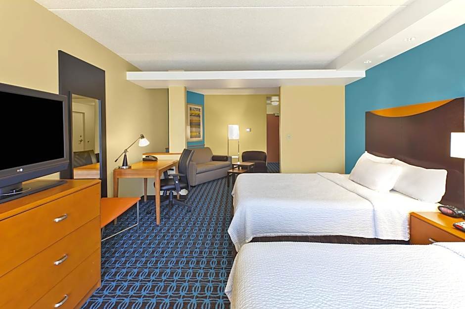 Fairfield Inn & Suites by Marriott Lexington North