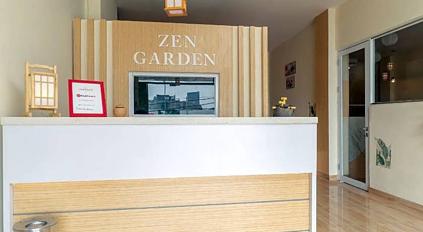 RedDoorz Plus Near RS Royal Taruma Grogol