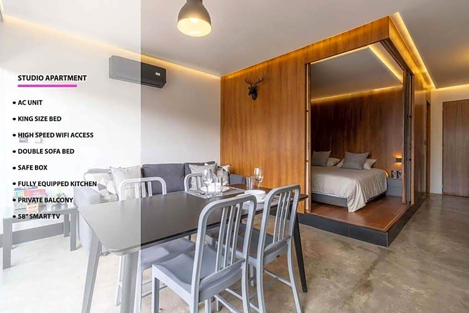 L104 New Studio apt 2Bdrm 1bath fits 6 AC Rooftop L104 New Studio apt 2Bdrm 1bath fits 6 AC Rooftop