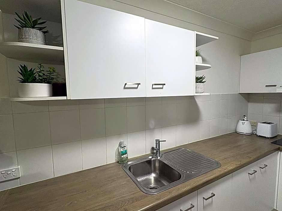 Oceanside Cove Holiday Apartments