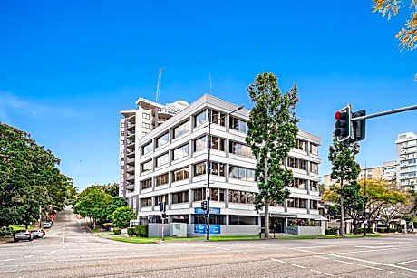 Chasely Apartment Hotel