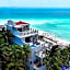 Cuxos Hotel Beachfront