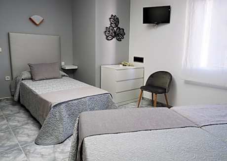 Double or Twin Room with Extra Bed (3 Adults)