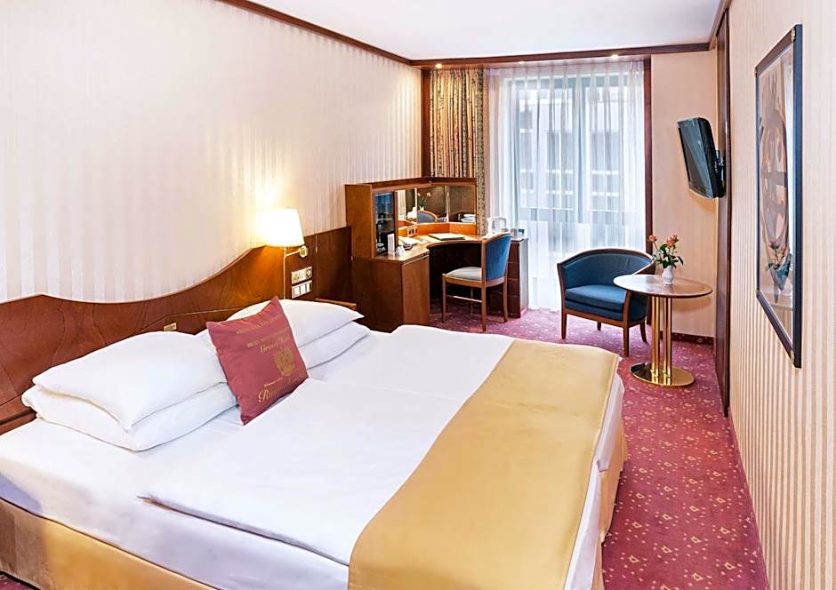 Best Western Premier Grand Hotel Russischer Hof