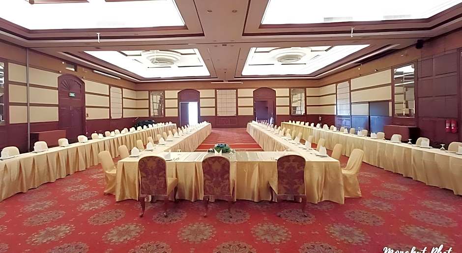 Kosa Hotel & Wellness Center