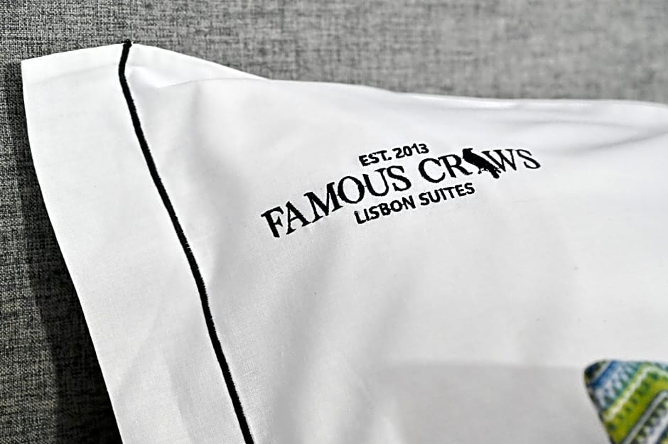 Famous Crows Lisbon Suites