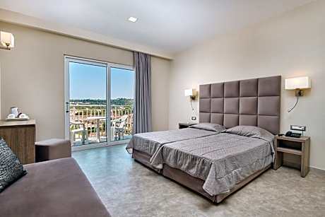 Standard Double or Twin Room with Garden View