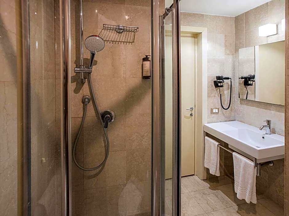 Mercure Roma Centro St. John