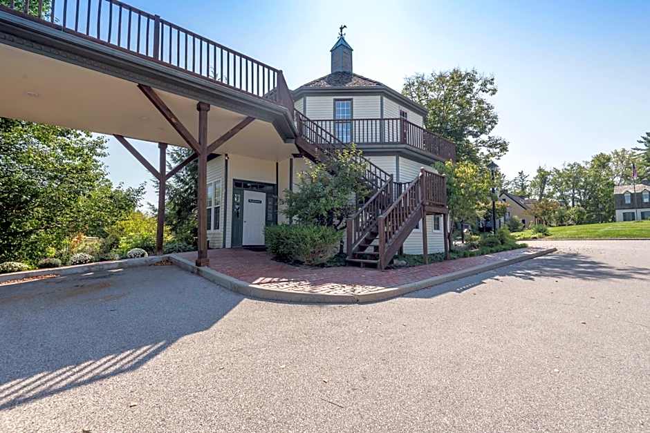 Century Suites Hotel