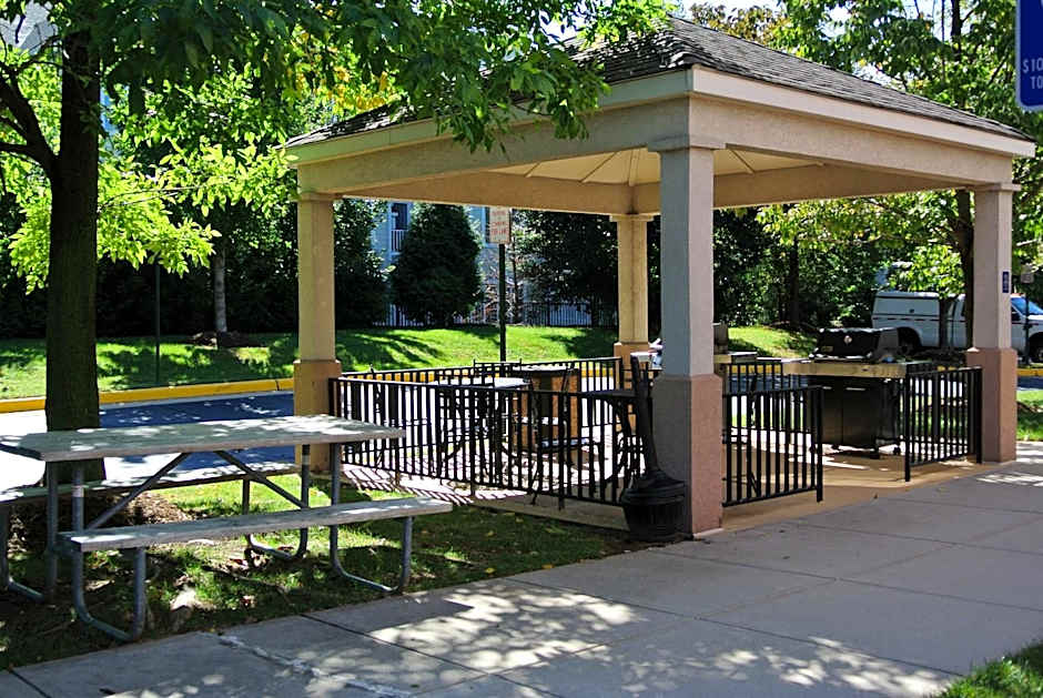 Candlewood Suites Washington-Fairfax By IHG