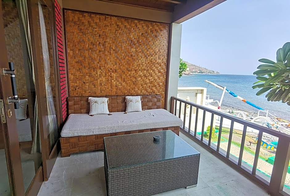 Amed Santorini Villa