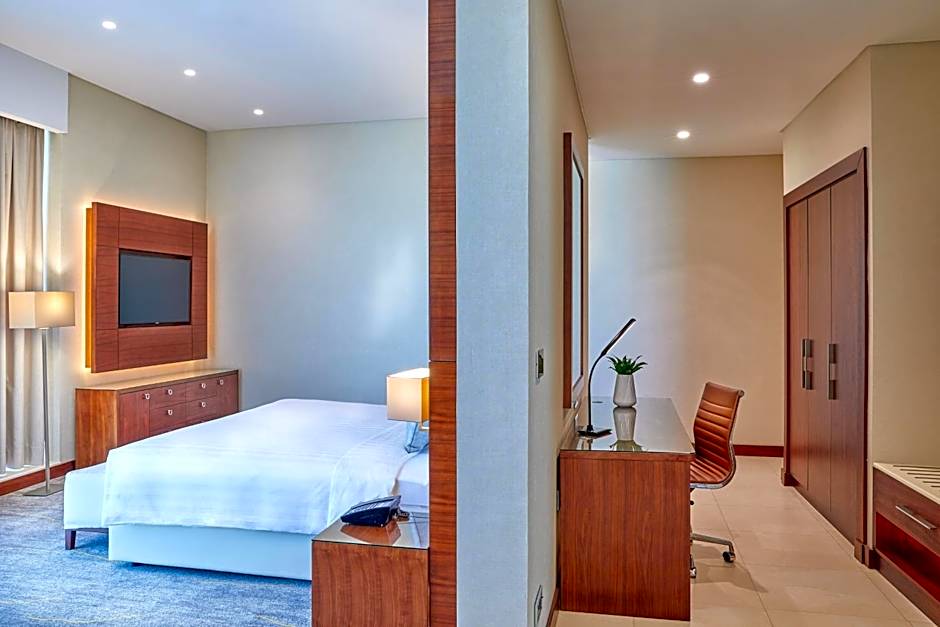 Photo 1 of 5 of Executive Suite