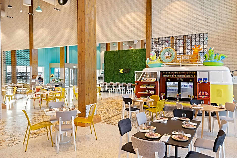 Fuwairit Kite Beach, Tapestry Collection by Hilton