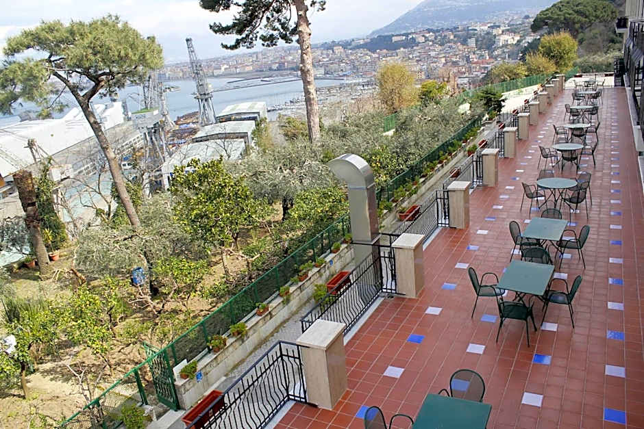 Ancelle Sorrento - Casa d'Accoglienza